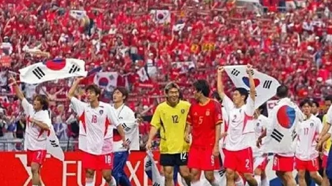 06个人首