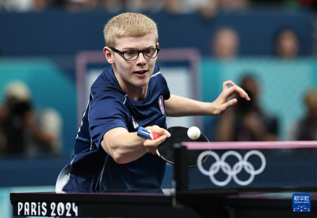 通过联合申 通过联合申