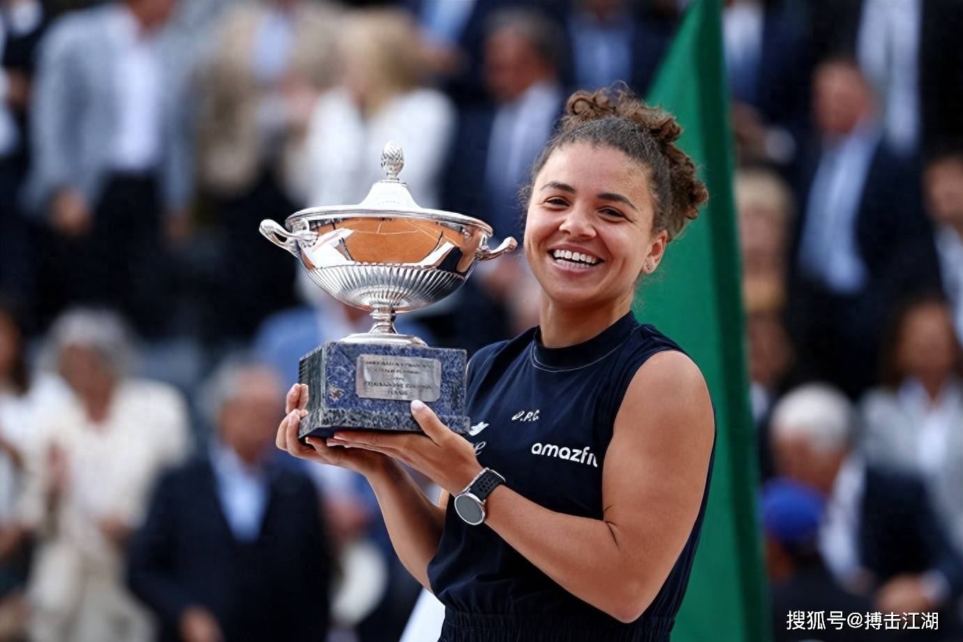 位对足球充 位对足球充