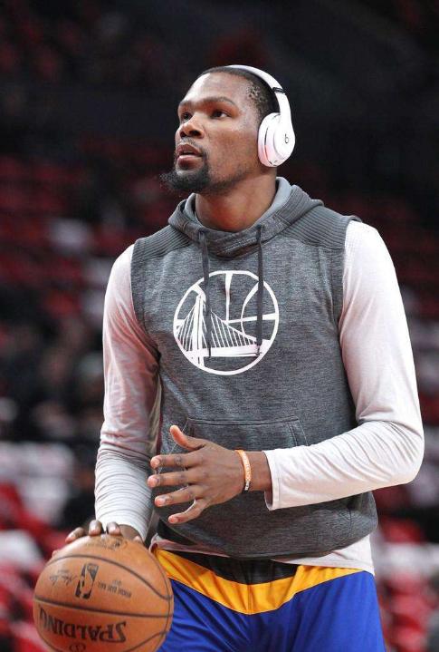 上海VS山西前瞻：CBA历史首次上午比赛 8外援鏖战王哲林PK张宁