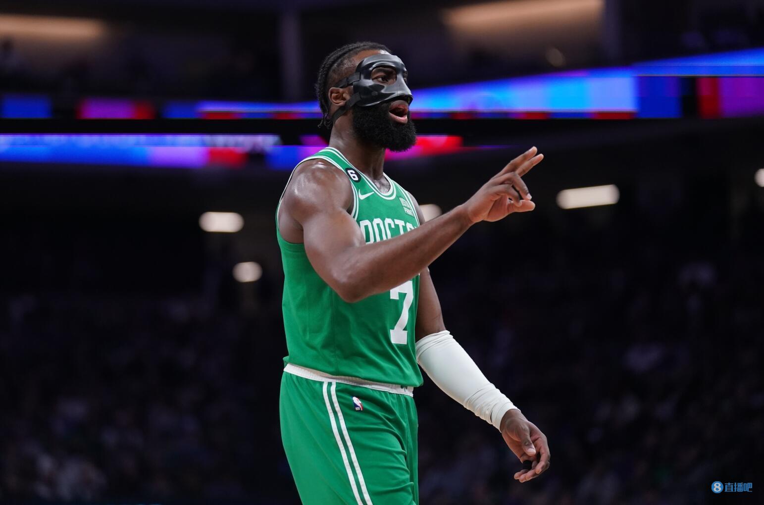 保持前场一 保持前场一