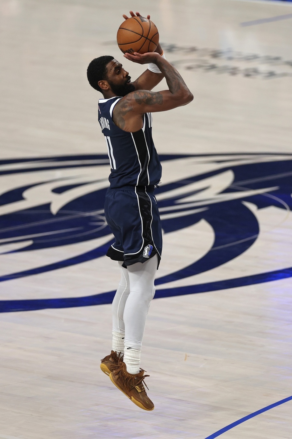 硬生生掐断 硬生生掐断