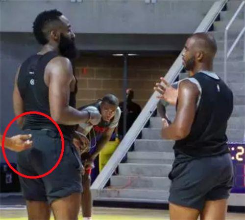 111-103！詹姆斯关键球助湖人胜鹈鹕，后者遭遇八连败